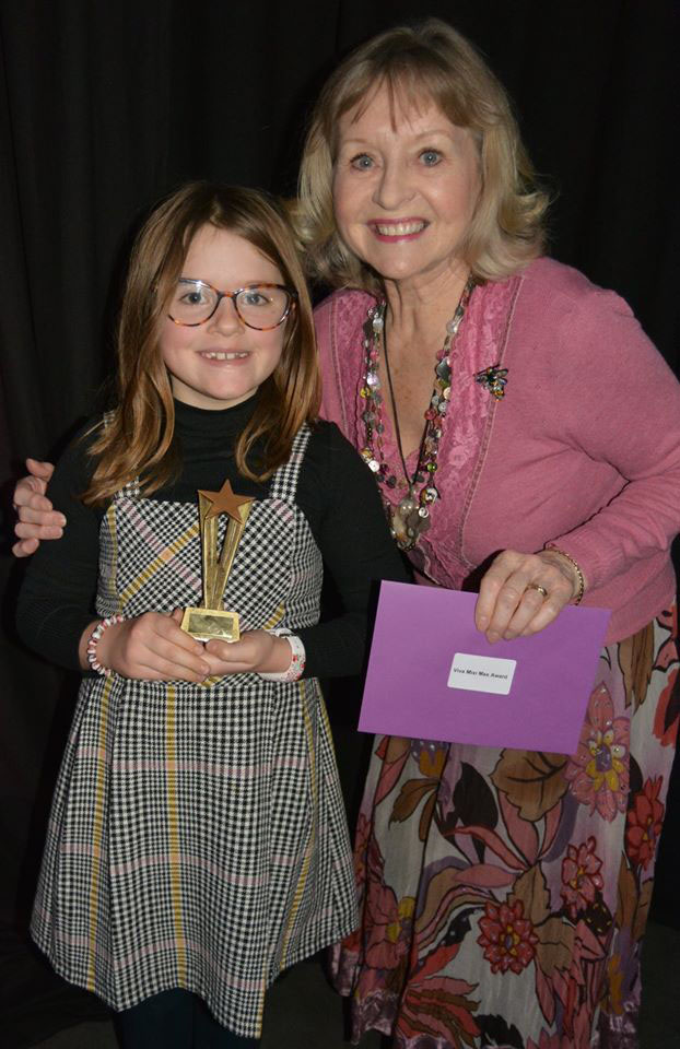 Scarlett Harper, Viva Mini Maxi Award winner